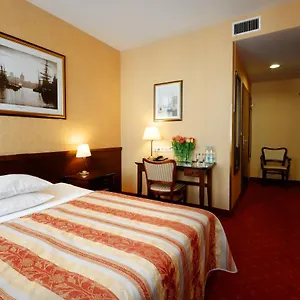 Wolne Old Town Otel